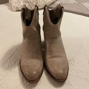 Frye Billy short boots. Sz 7